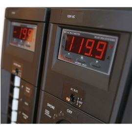 Ψηφιακο Πολυοργανο Blue Sea Ac 8247